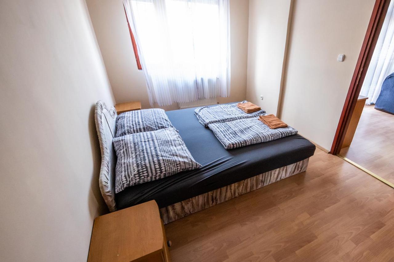 德布勒森Elit Apartman公寓 外观 照片